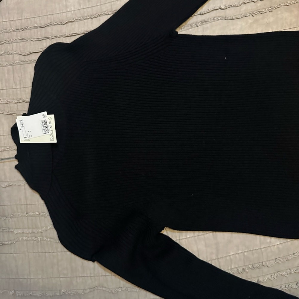 Black H&M Turtleneck